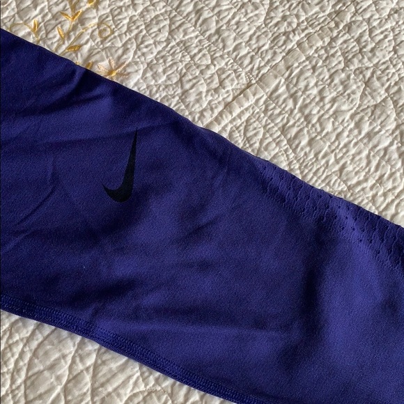 Nike Pro Hypercool cropped Leggings Small - Picture 2 of 7